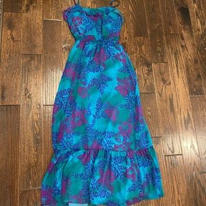 Express womens maxi dress with blue & purple floral print.  Adjustable straps.
